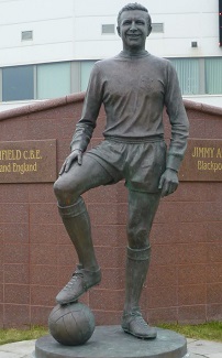 Jimmy Armfied statue