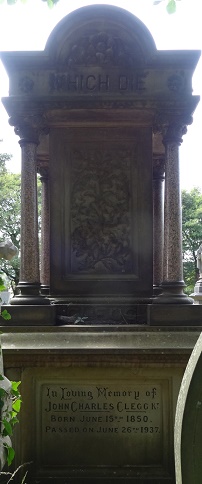 The gravestone of Charlie Clegg in Fulwood churchyard