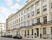 Gloucester Square in Hyde Park